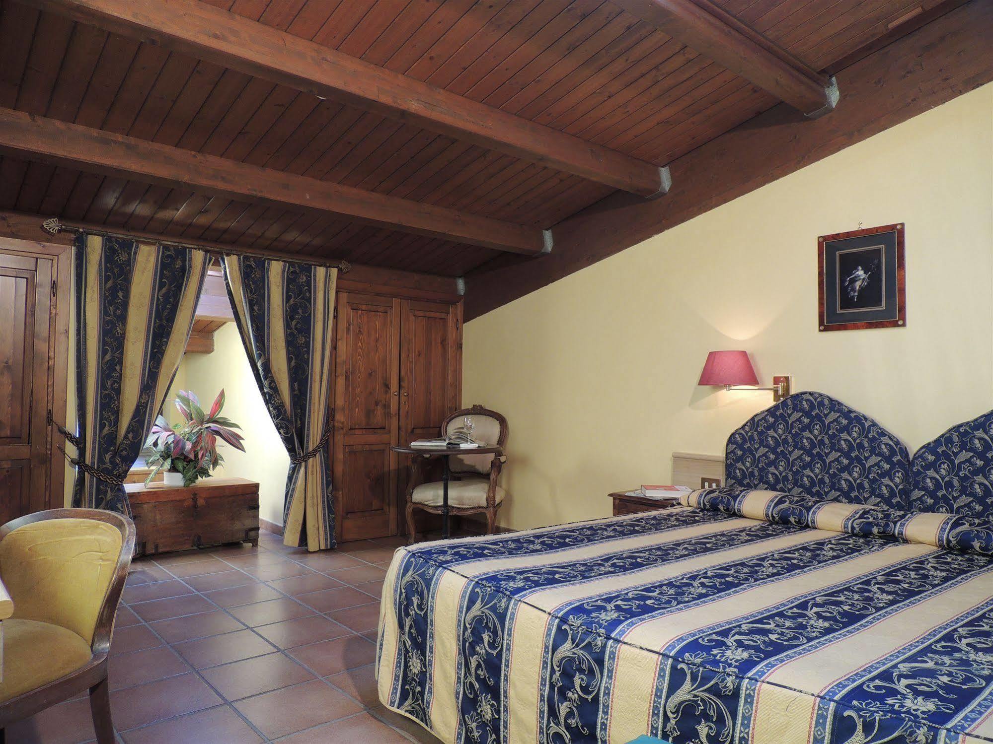 Country Relais I Due Laghi Villa Anguillara Sabazia Exterior photo